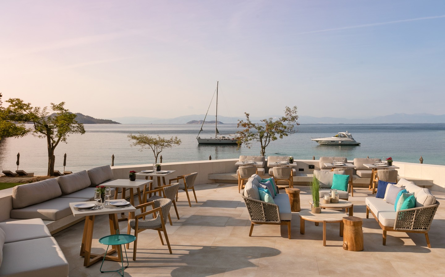 VERANDA RESTAURANT