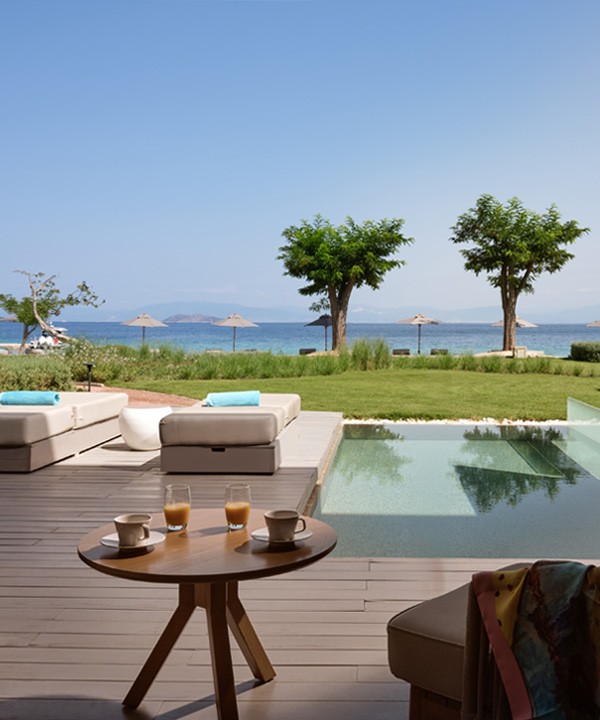 JUNIOR SUITE PRIVATE POOL SEA VIEW